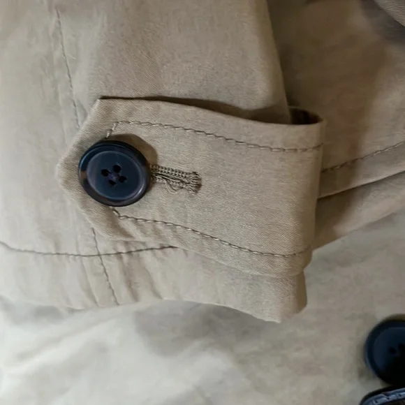 Old Navy trench Med inside pika dot - Picture 7 of 9